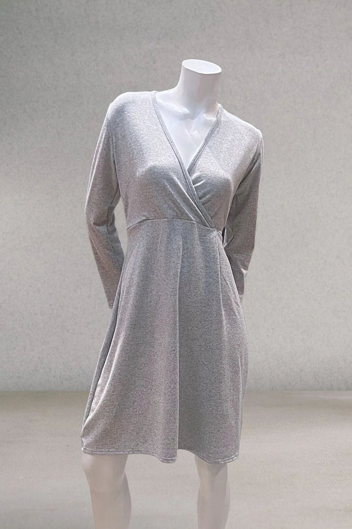 Robe croisée acrylique