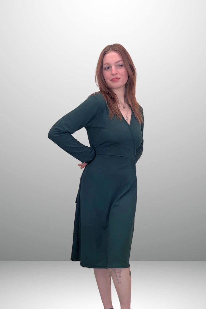 Robe croisée acrylique