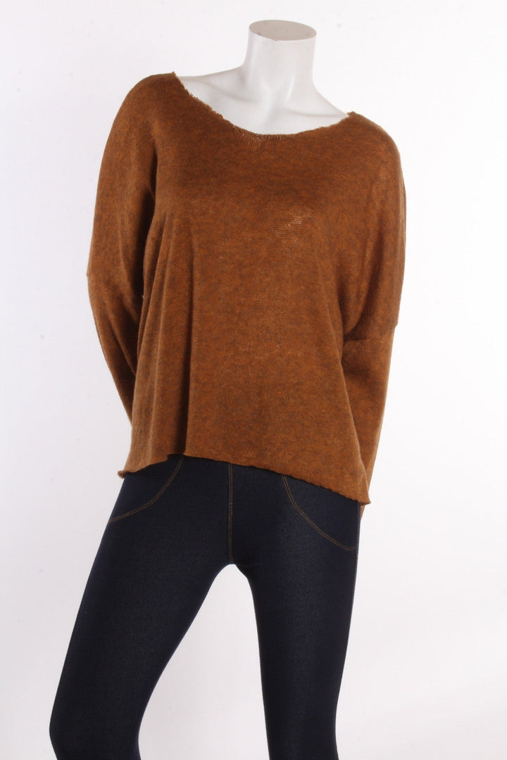 Chandail ample à coupe carrée Selena Ocre Chandail by Millionnaire | Roxy Lama