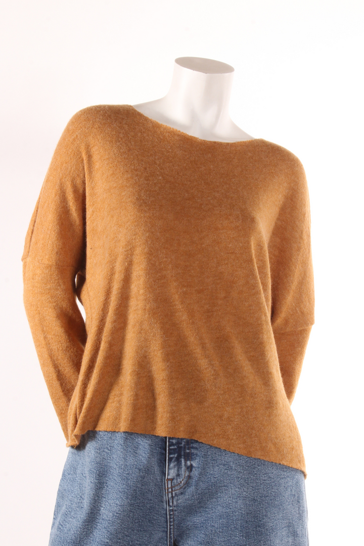 Chandail ample à coupe carrée Selena Moutarde Chandail by Millionnaire | Roxy Lama