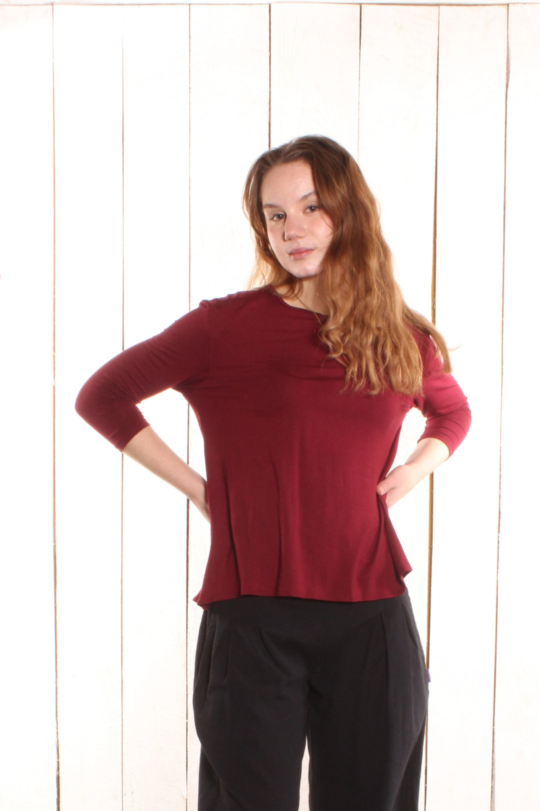 Manches longues bas rond - 2 coutures épaules (jersey) Bordeaux Chandail by Riches | Roxy Lama