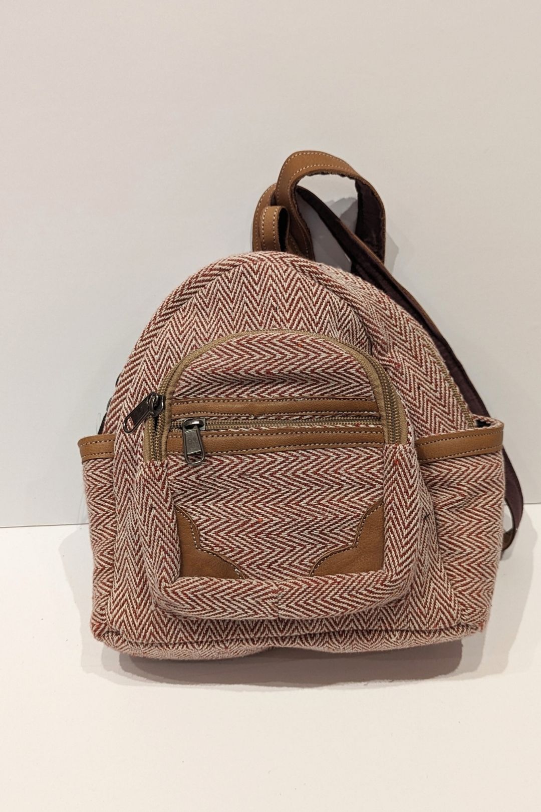 Sac à dos petit rond - Coton tissé et cuir Rouge sac à dos by Lobsang Bag | Roxy Lama