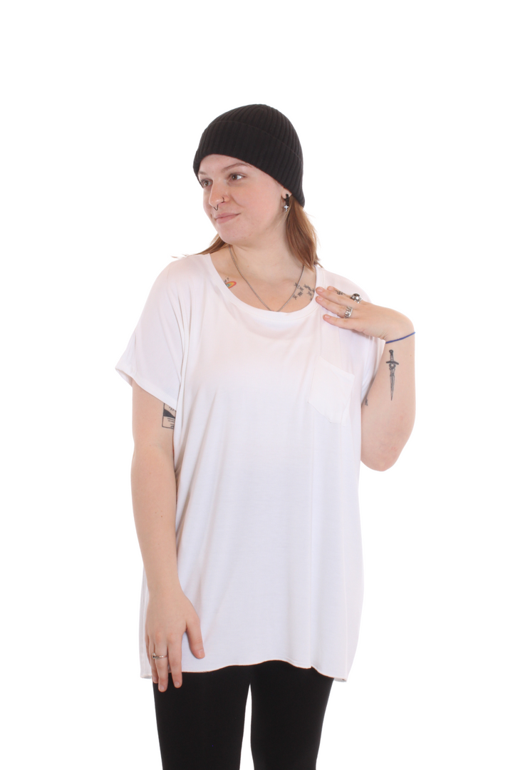 T-shirt ample petite poche Blanc by Roxy Lama | Roxy Lama