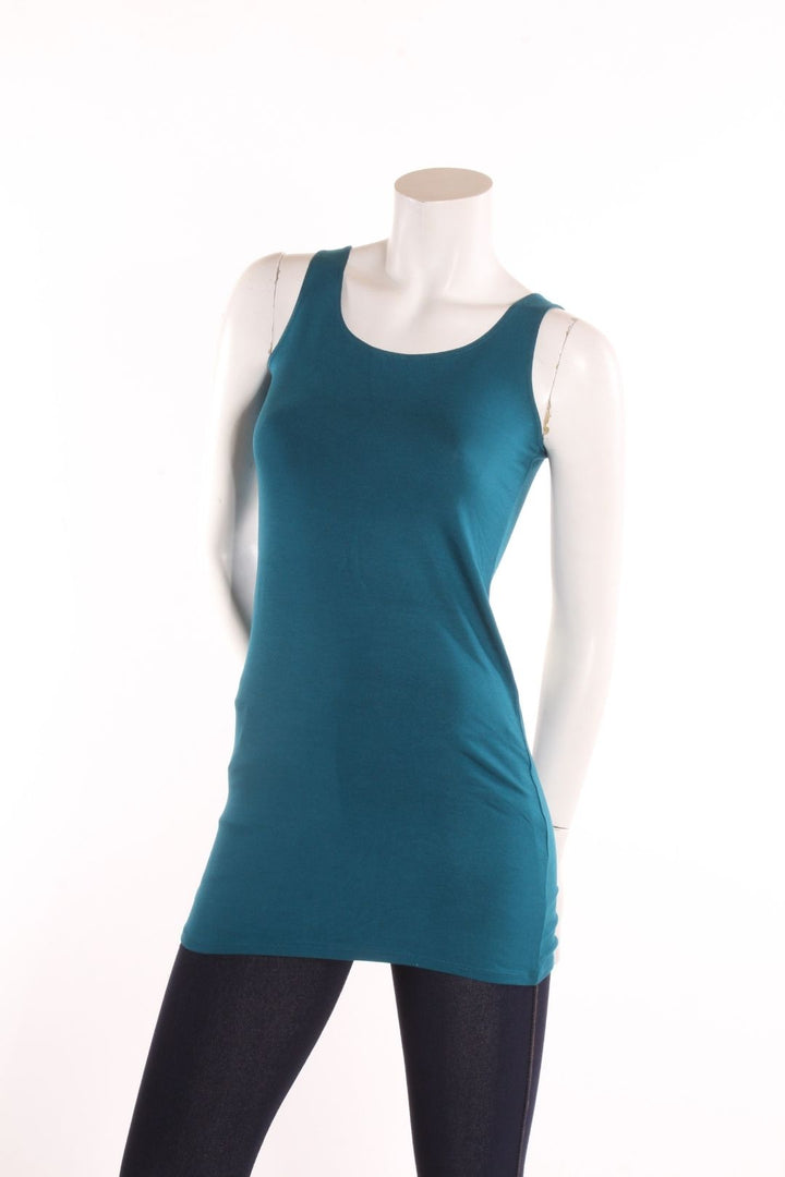 Camisole Rox longue- dos droit Sarcelle Camisole by Eternal | Roxy Lama