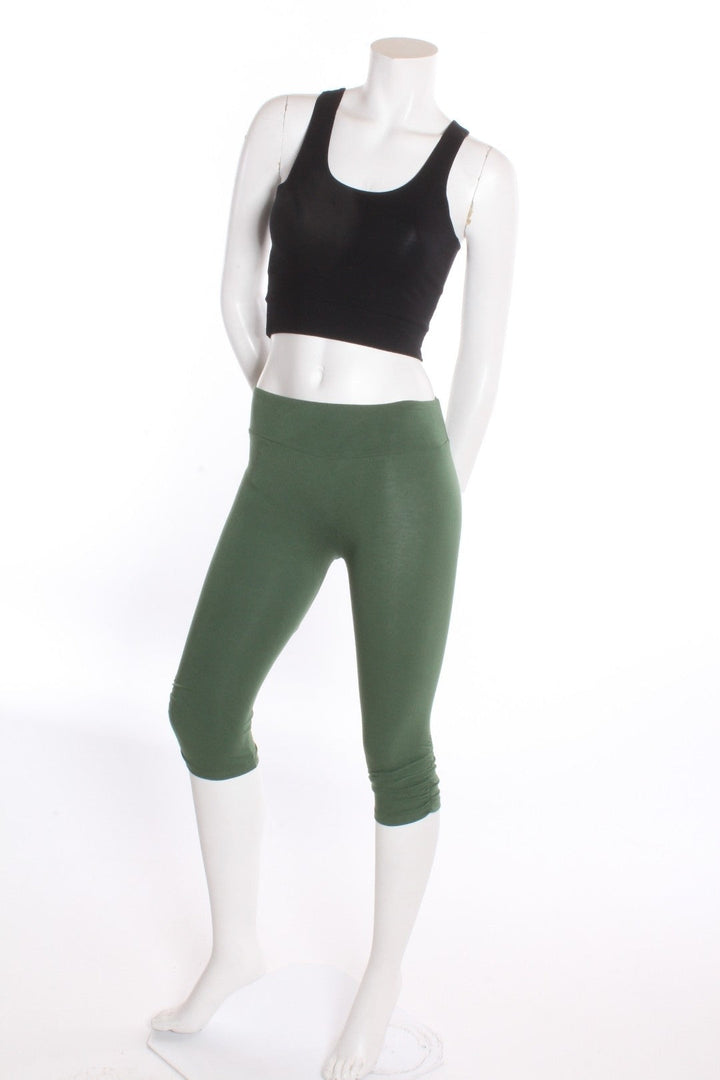 Legging 3/4 uni Sasha — Cheville plissée Kaki S Legging by Riches | Roxy Lama
