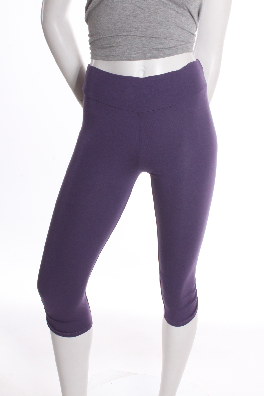 Legging 3/4 uni Sasha — Cheville plissée Legging by Riches | Roxy Lama