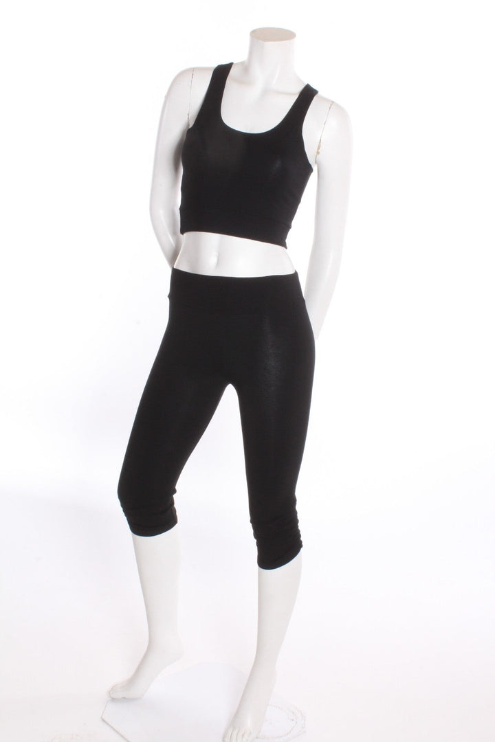 Legging 3/4 uni Sasha — Cheville plissée Noir S Legging by Riches | Roxy Lama