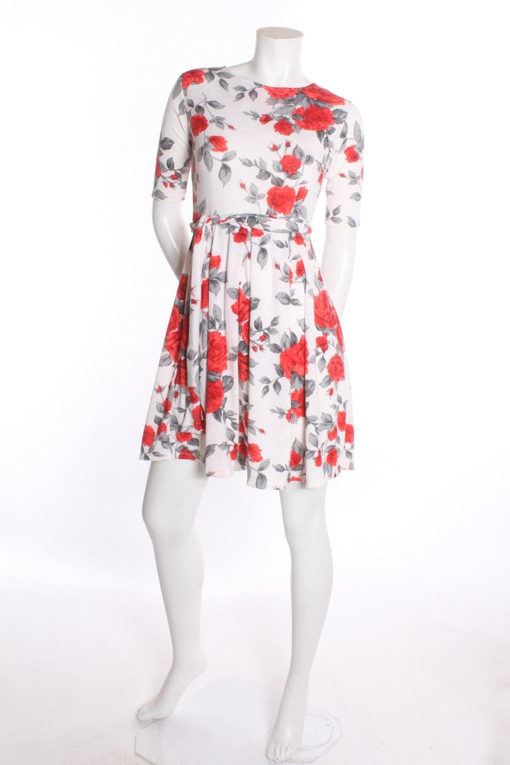 Robe Valérie — Roses Blanc S/M Robe by Roxy Lama | Roxy Lama