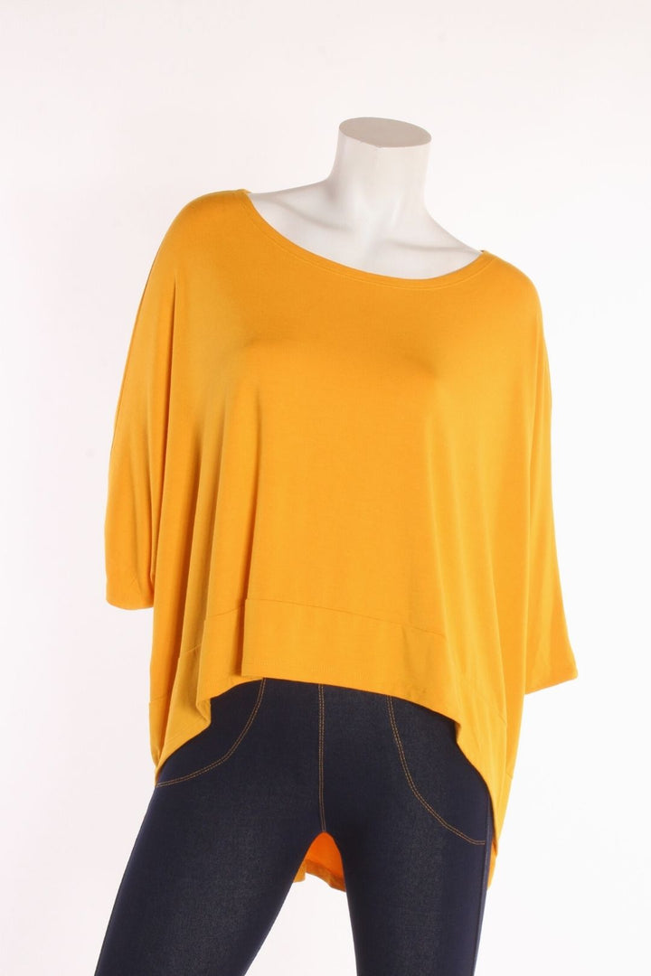 T-shirt large — Astrid Jaune T-shirt by Riches | Roxy Lama